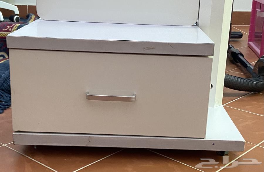 علاقة ملابس مع مراية و درج تصميم جيد64565522394113112