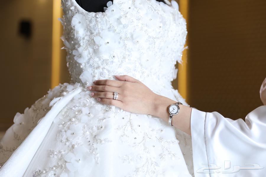 فستان عروس فخم وذيل وطرحه طويله64567434212481113