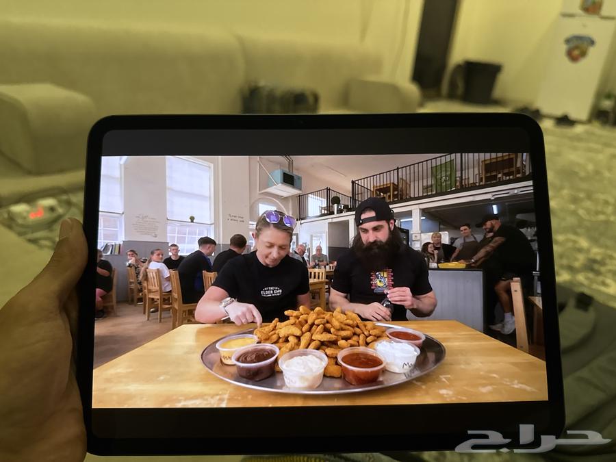 ايباد برو m4 اسود 11 انش64569468109315114