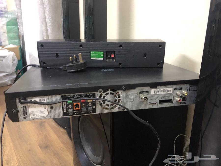 مسرح منزلي 5 مكبرات صوتيه و جهاز دي في دي من 5 1البيع سوم64568865863555114