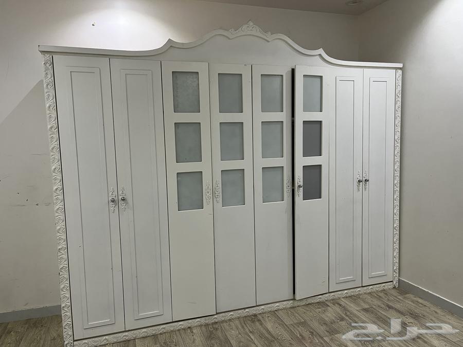 للبيع اثاث مستعمل (دولاب 8 ابواب)64565939687426110