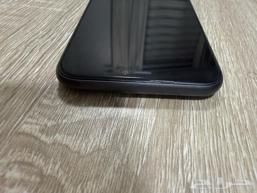 iPhone 11 in good condition64568975071873111