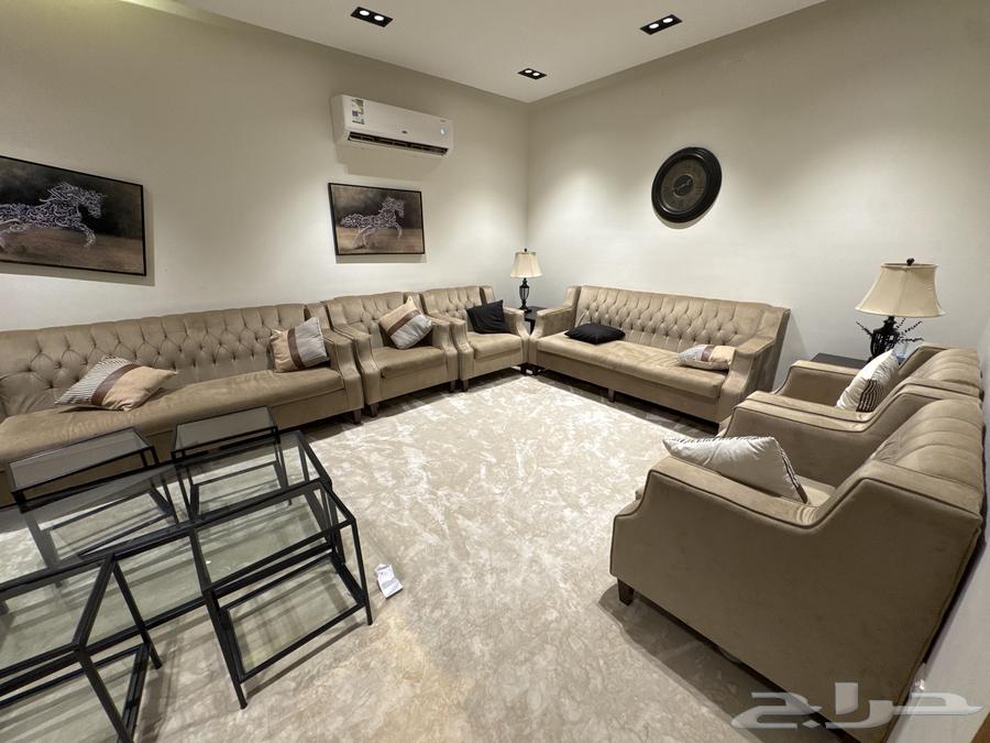 كنب كبير يكفي 17 شخص مستخدم64563619708674112