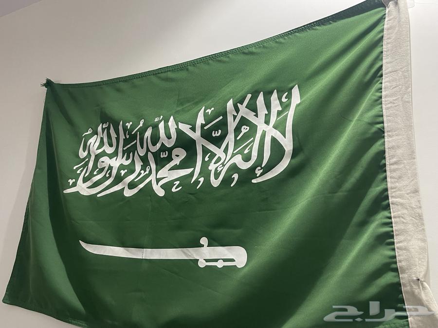 علم كبير للبيع64470347243009112