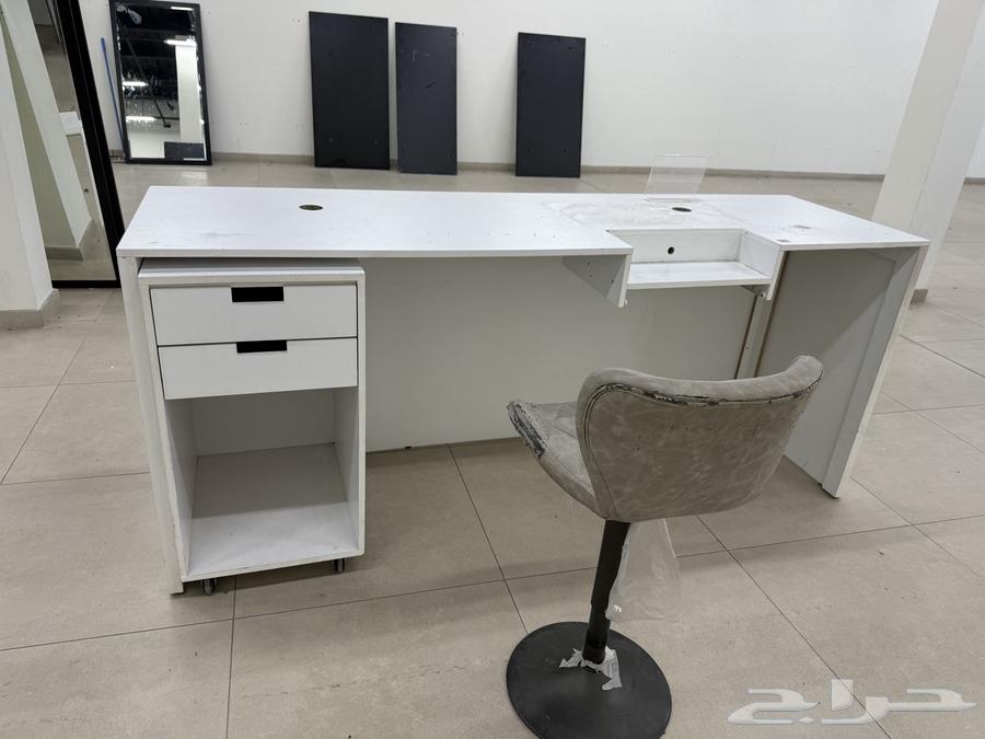 كونر خشب64568550760066112