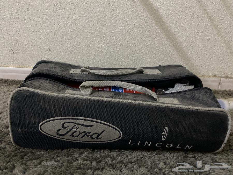 للبيع طفاية حريق فورد مع جميع ملحقاتها64564949742849110