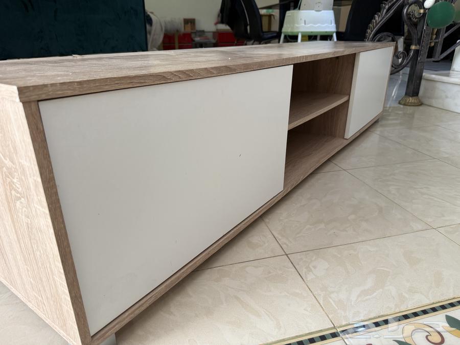 طاولت شاشه تلفزيون بيع مستعجل64566203320194112