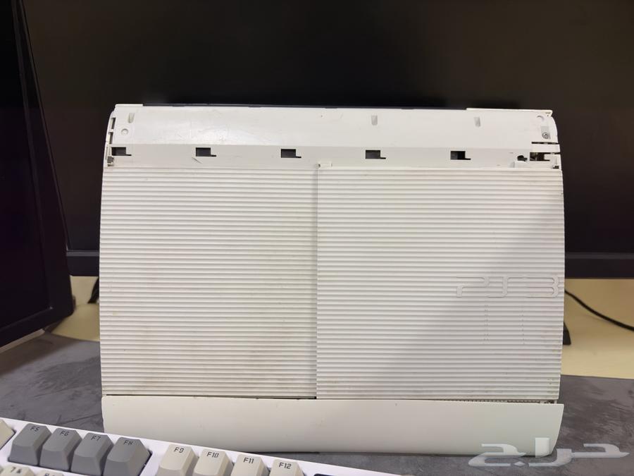 سوني3 بلون ابيض نا سوبر سليم مهكر يوجد فيه اكثر من 3000لعبه64567392895747110