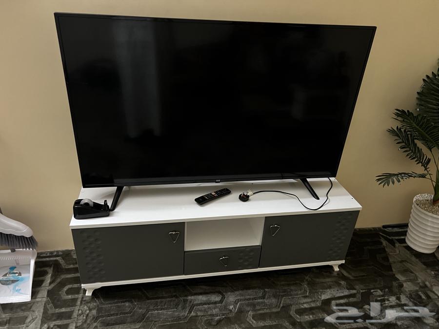 طاولة  تلفزيون64571217269249110