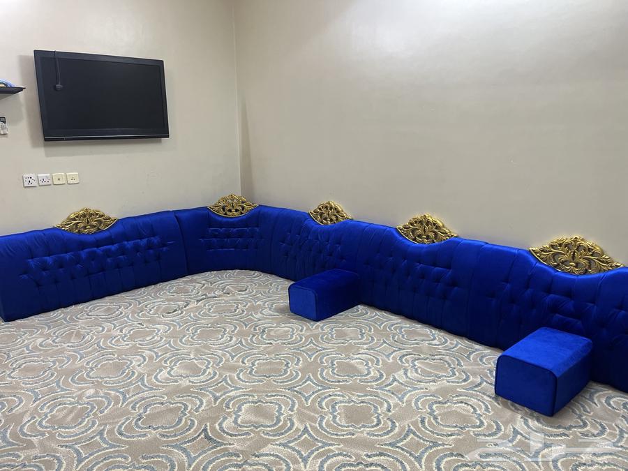 اثاث   مخاد   كنب   مجلس مستعمل نظيف للبيع64567558792451110