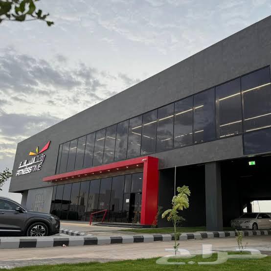 للبيع اشتراك نادي وقت اللياقه الاحمر64565925798146110