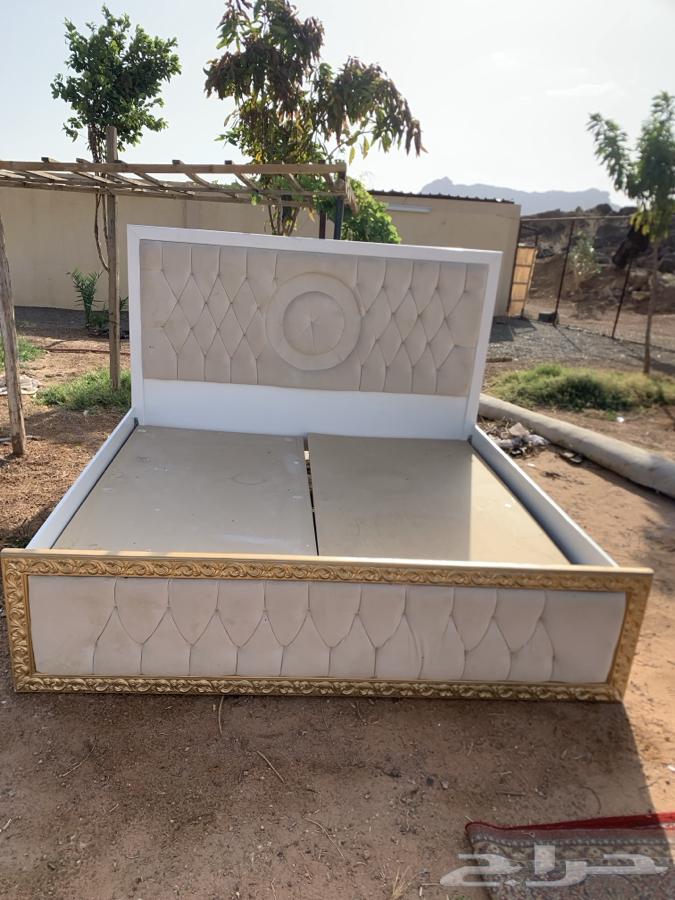 سرير غرفه للبيع64566133917314110