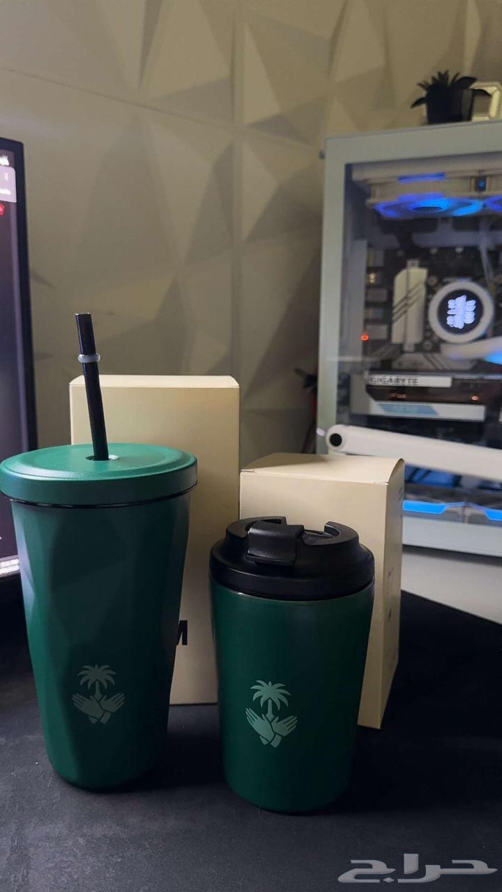 للبيع اكواب لليوم الوطني واحد بارد وواحد حار64568852041603110