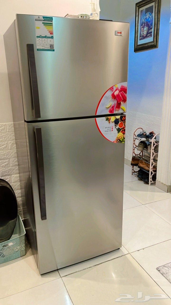 ثلاجة وتلفزيون وكنب ركنه وسرير أطفال64570394318467110