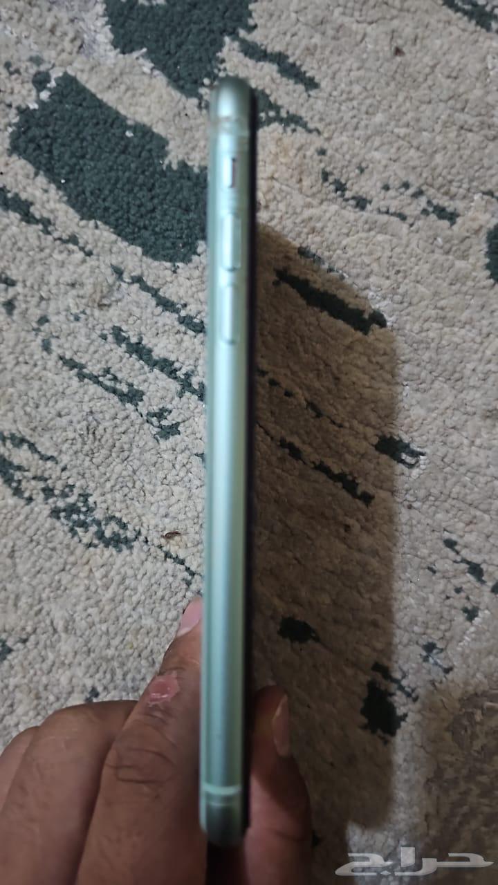 iPhone 11 regular64569220143105113