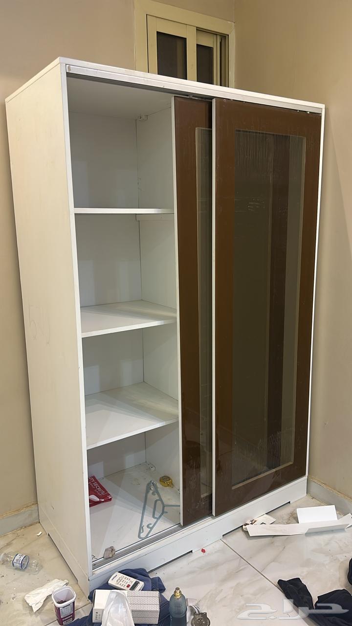 دولاب نفر للبيع نظيف ومافيه اي ضرر للي صامل بس64566479417601110