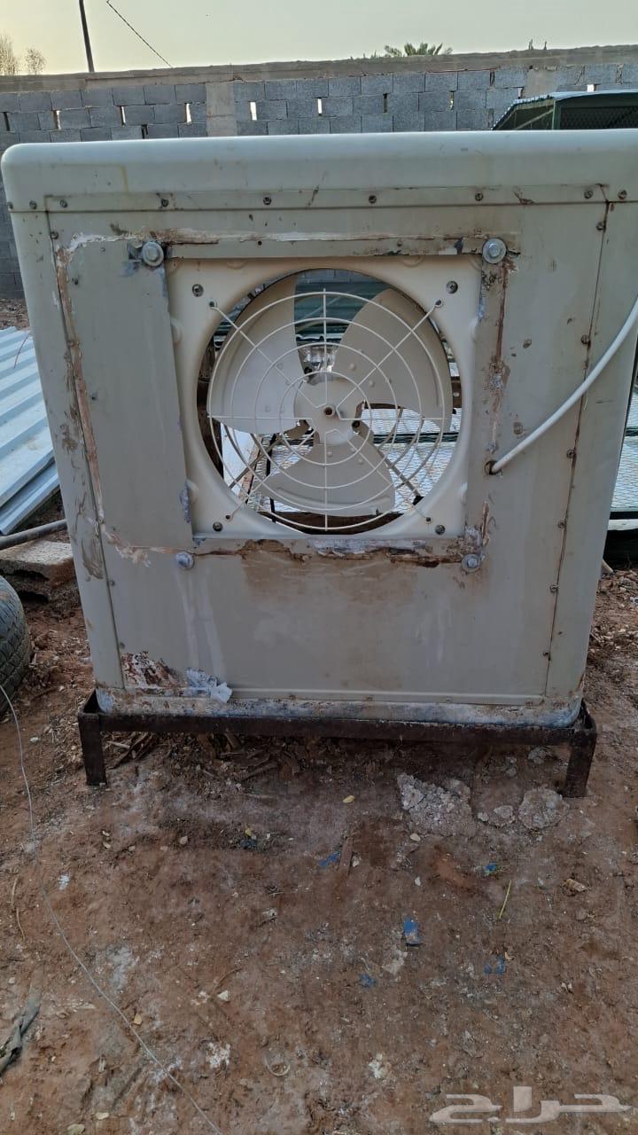 Items for sale from a rest house64564894247809112