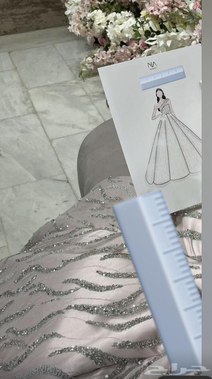 فستان ملكه تصميم ايمان العجلان مقاس s xs64570352997763111