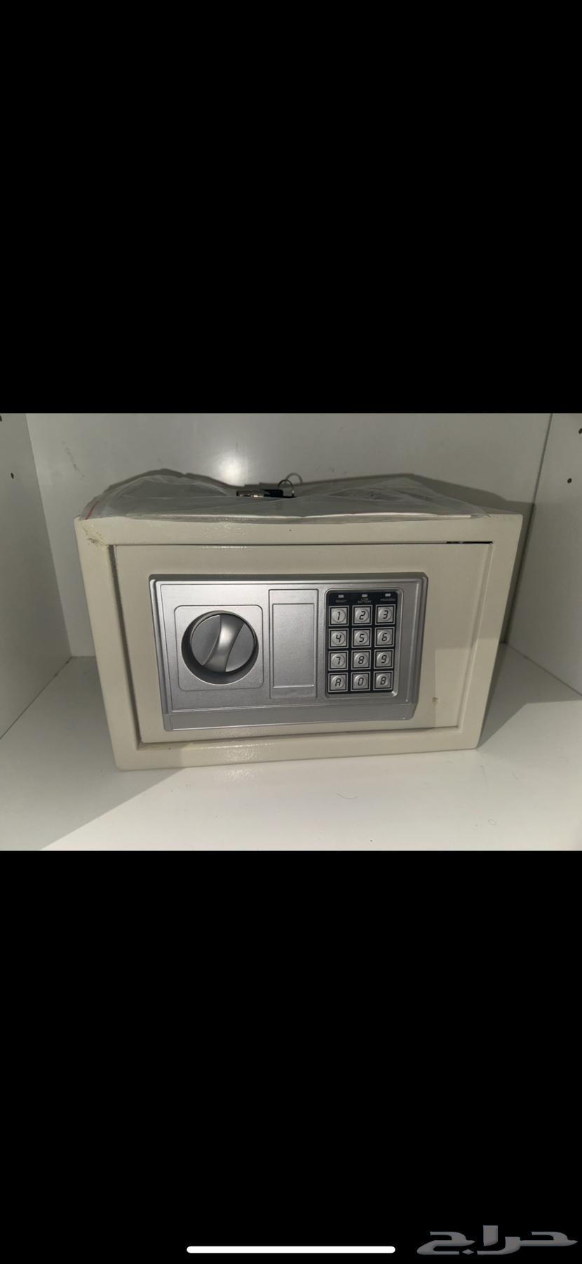 Small, Heavy and Secure Room Safe64563826509441110