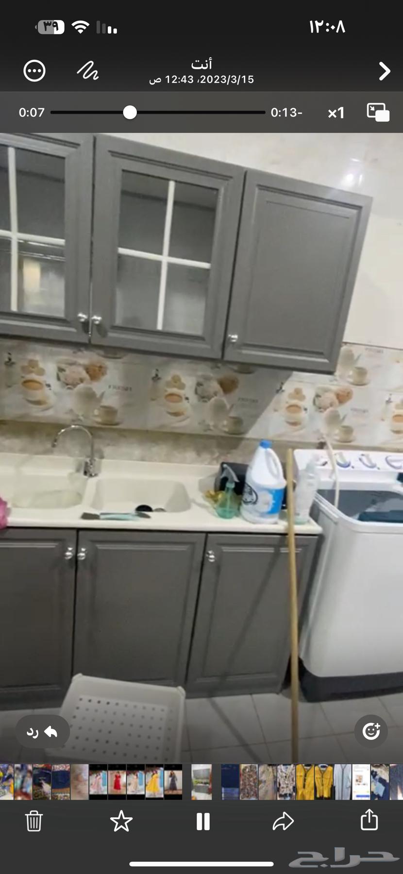 مطبخ اللون رصاصي نظيف اخذته ب3000 ابيعه ب 200064562671158531111