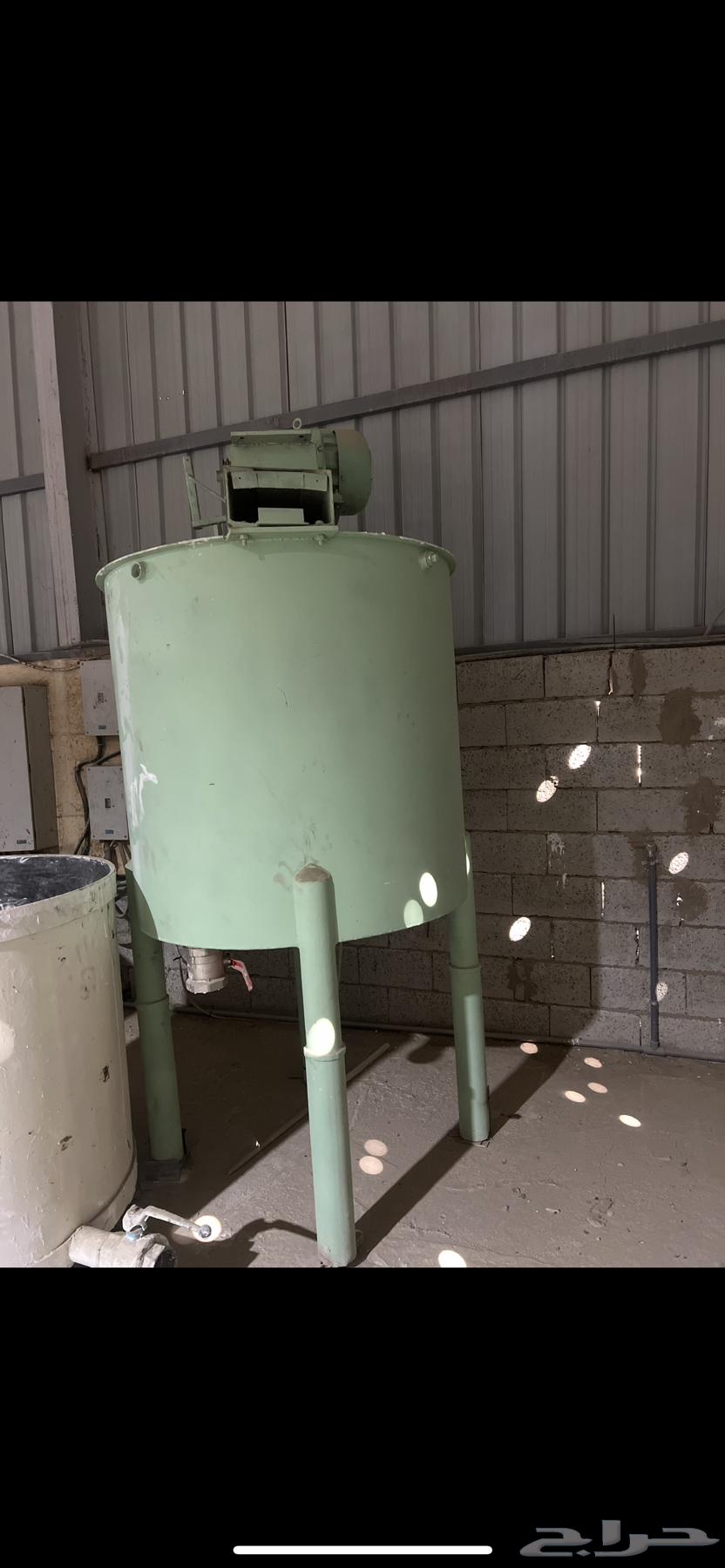 للبيع مصنع دهانات او لشراكه64554843976322111