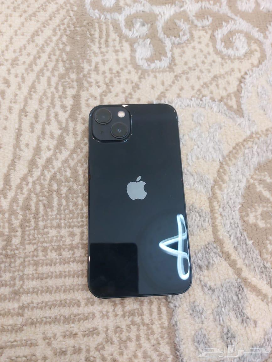 ايفون 13 نضيف جدا64565186386561110