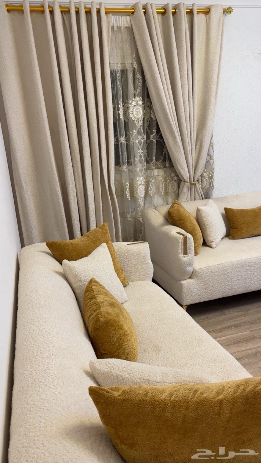 طقم كنب 7 اشخاص مع خدادات مع ستارة اخو الجديد مع عربة تقديم64568113719427112