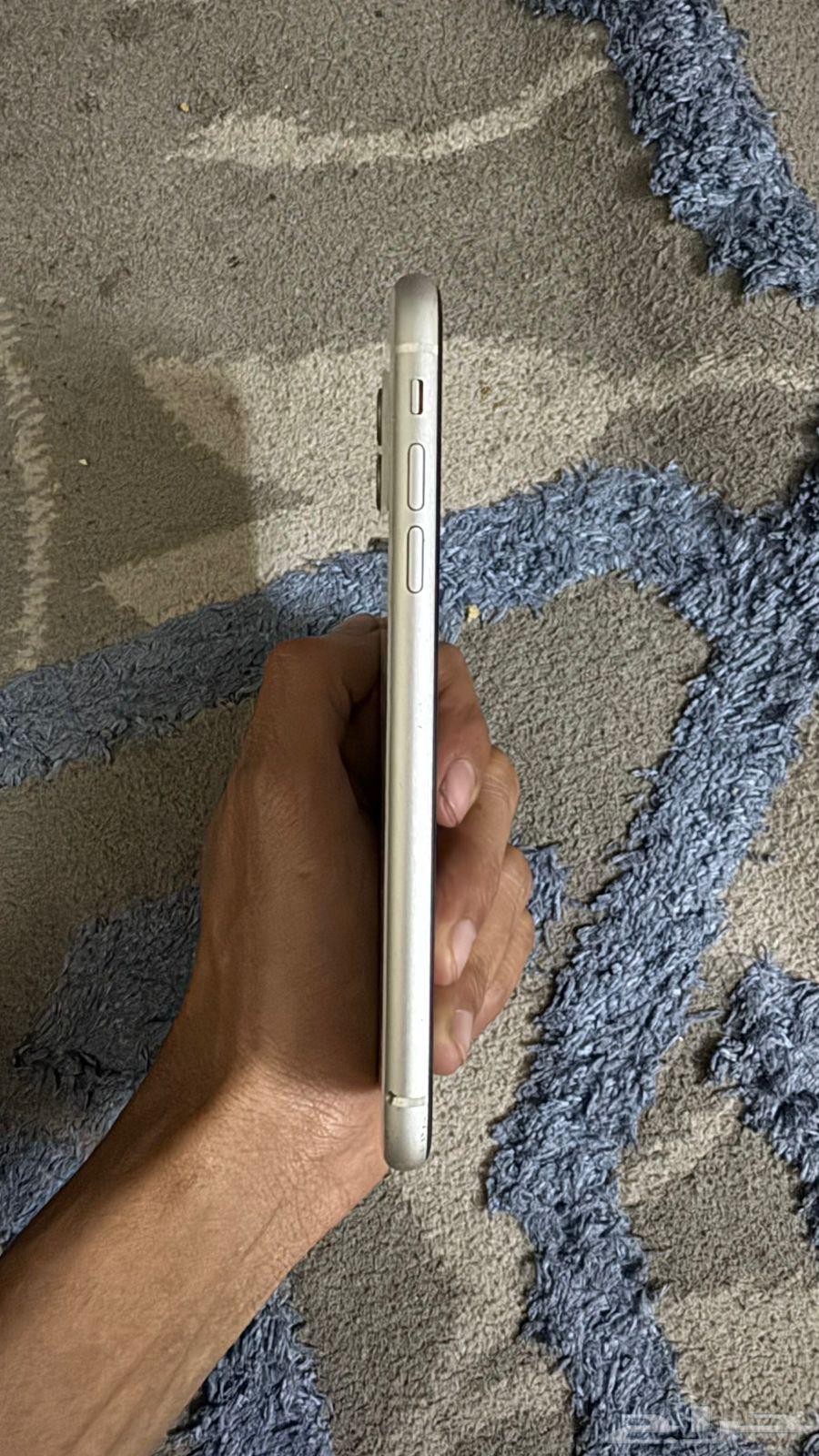 iPhone 11 regular64568838342787110