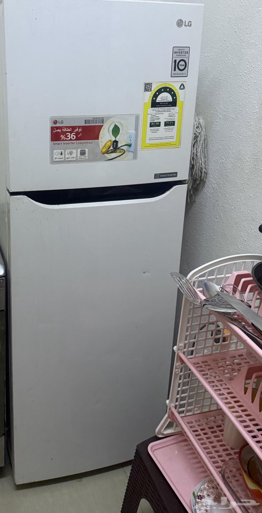 Oven and washing machine64562754754562110