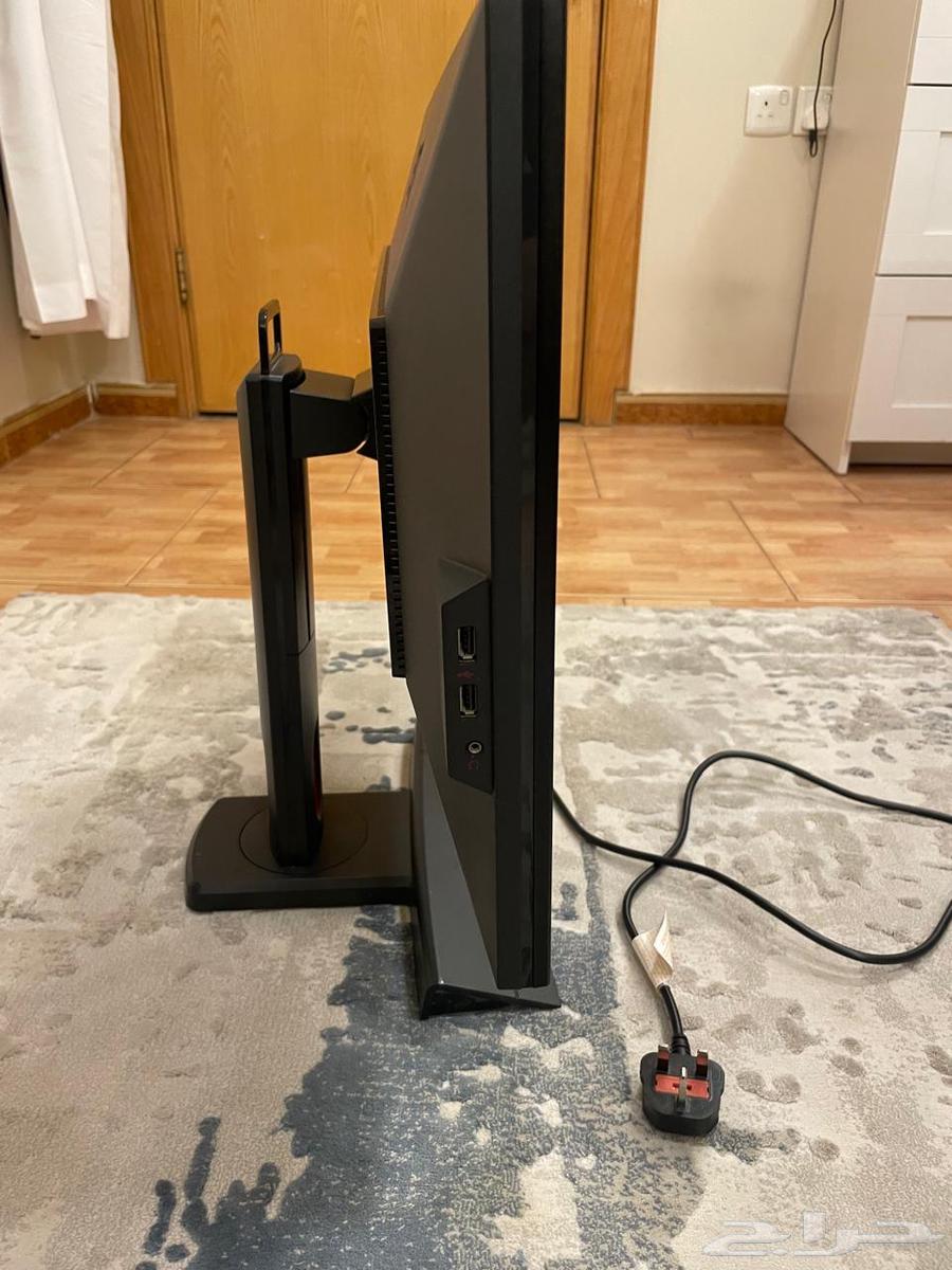 BenQ (FHD) .144Hz Screen64563131942786111