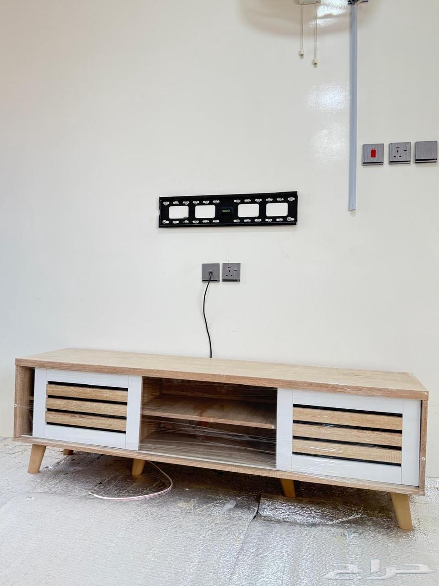 طاولة تلفزيون64567725331842110