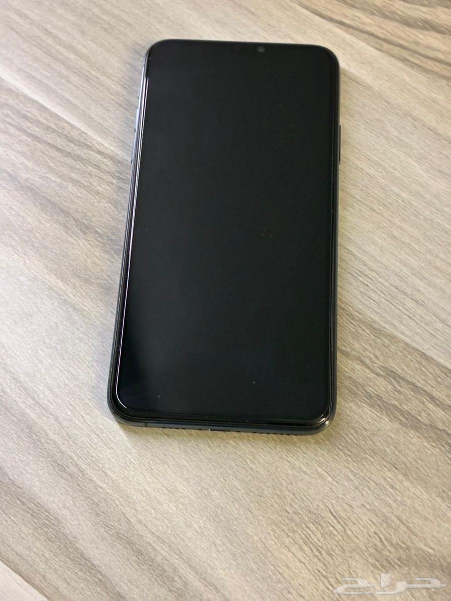 iPhone 11 Pro Max with new screen, no scratches, price 140064570586766081111