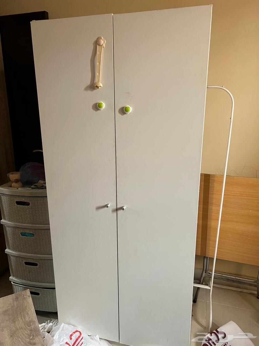 خزانة ايكيا للبيع64570230879490110