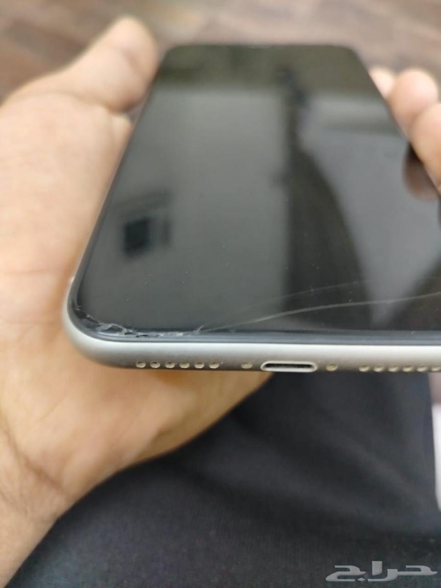 ايفون 11 نظيف64563345062659110