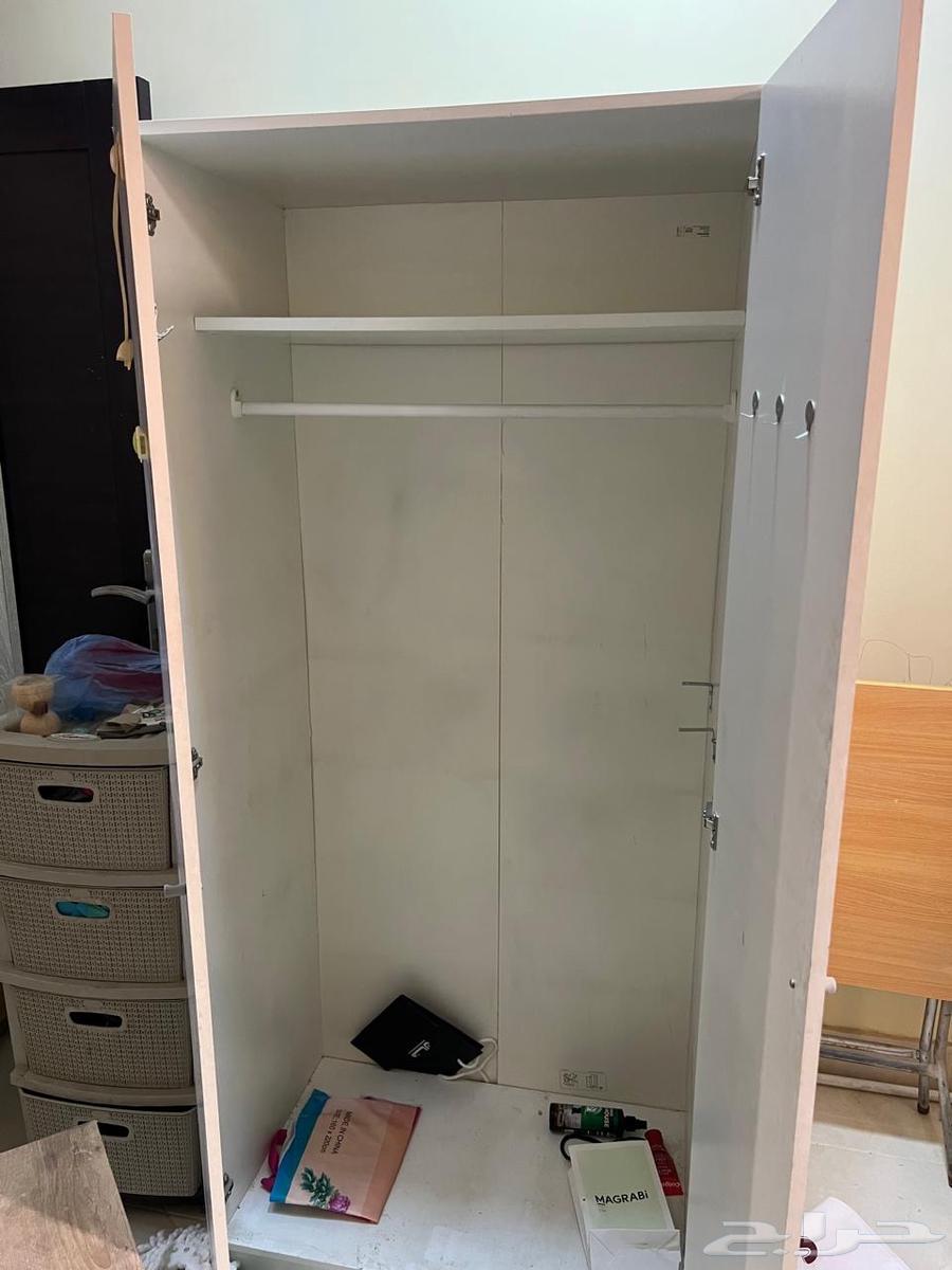 خزانة ايكيا للبيع64570230879490111