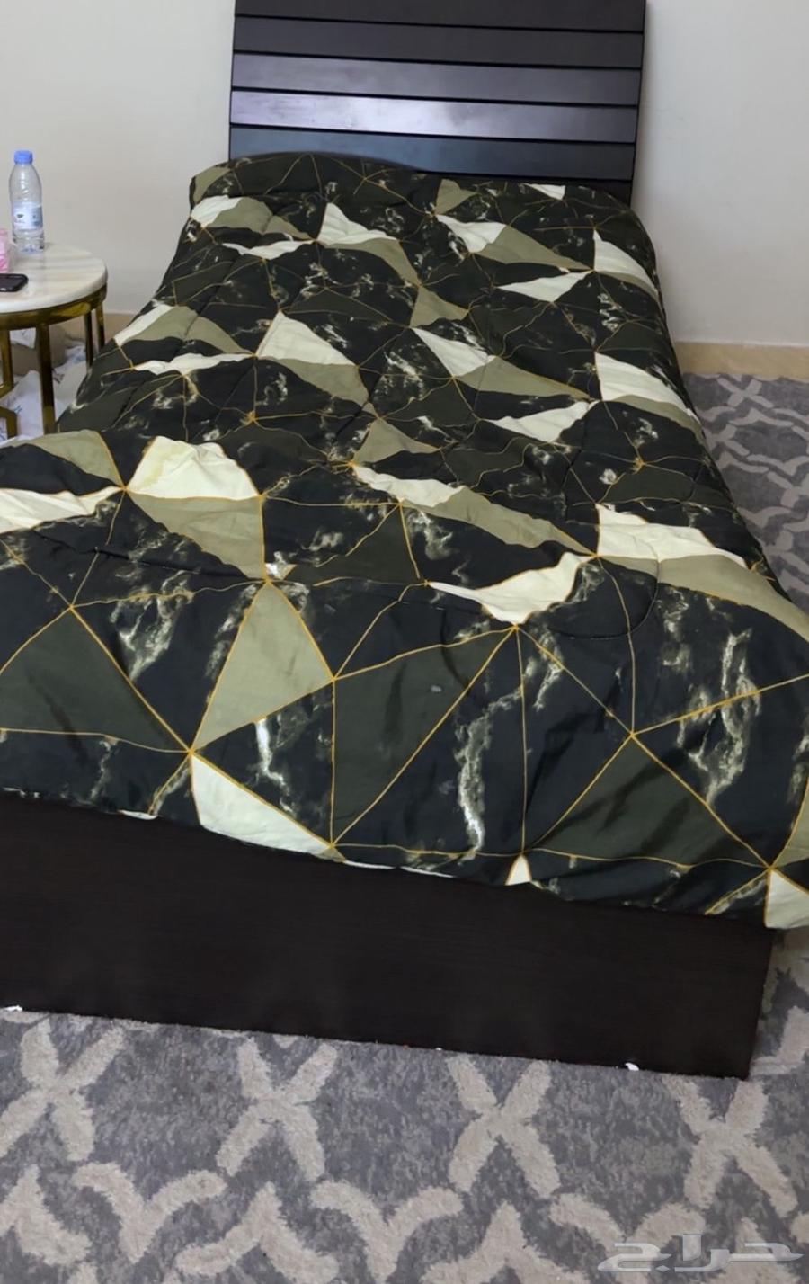 Bed 264567503842178110