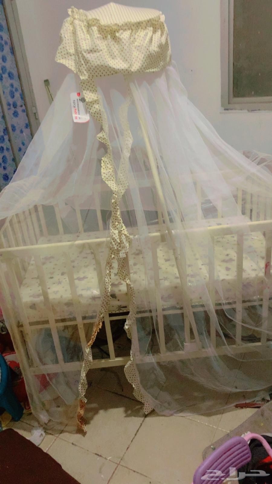 سرير نونو جديد للبيع مستجعل السعر 250 ريال شريتها ب 500ريال64578813811075110