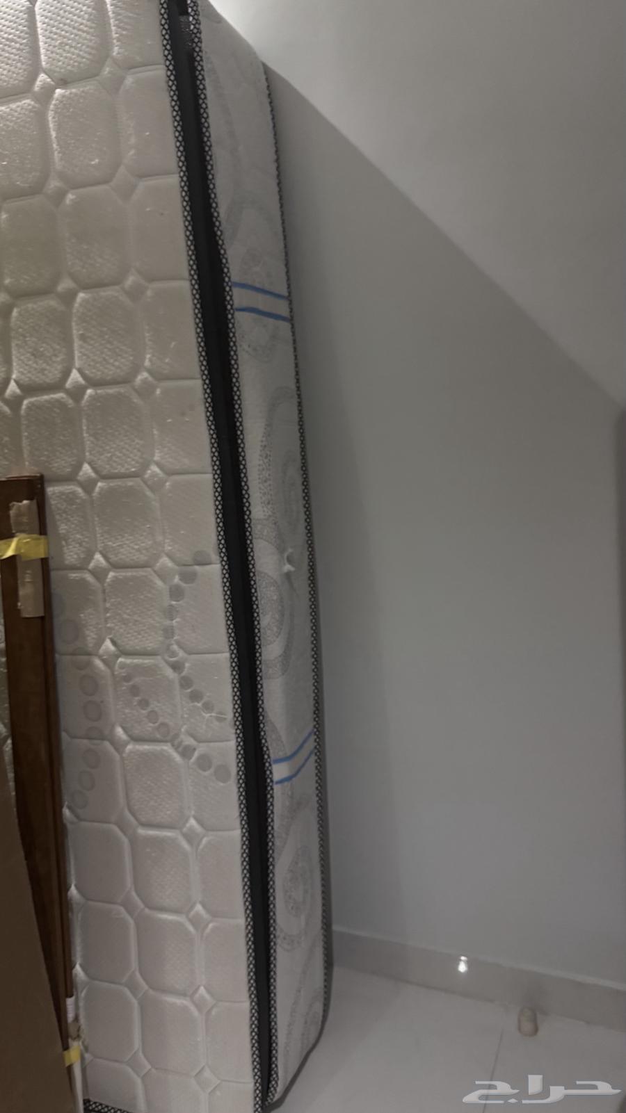 اثاث مستعمل للبيع كنب ووحده تلفزيون وطاوله64572187005314112