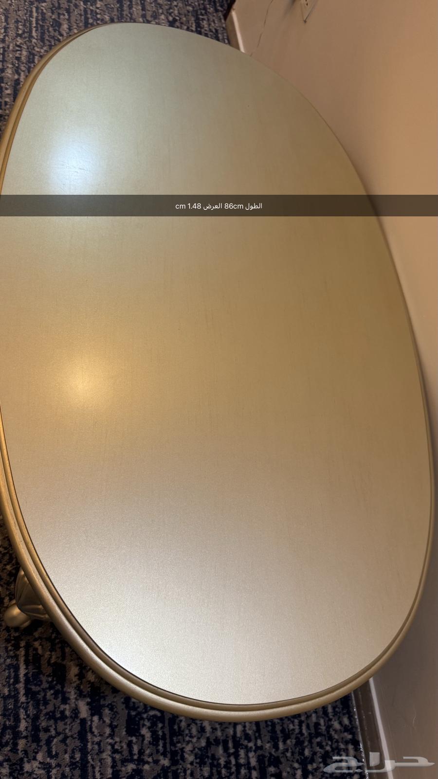 طاولة ذهبية للبيع64575335847937111