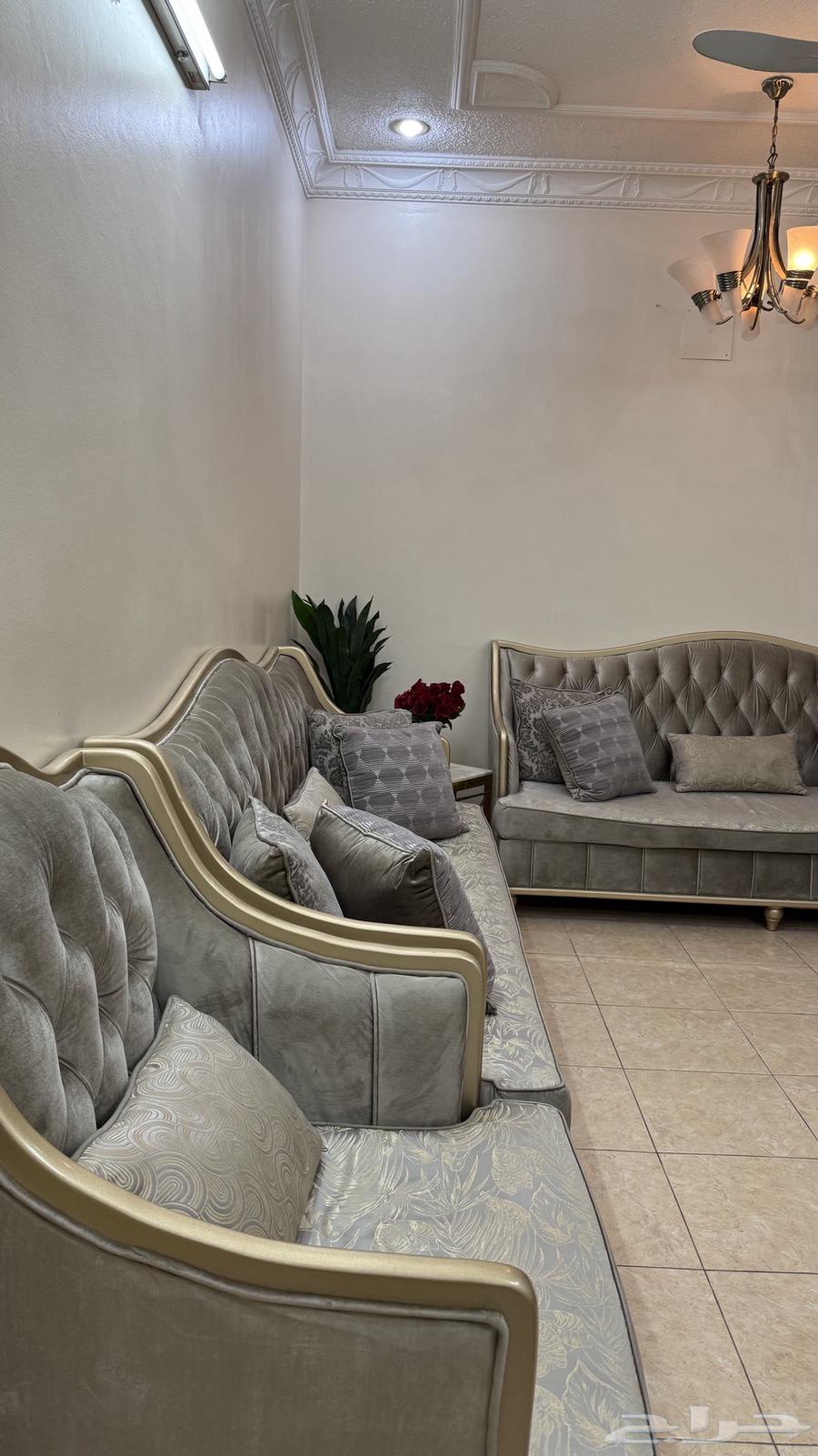 مجلس كنب وطاولات رخام64571519650691112