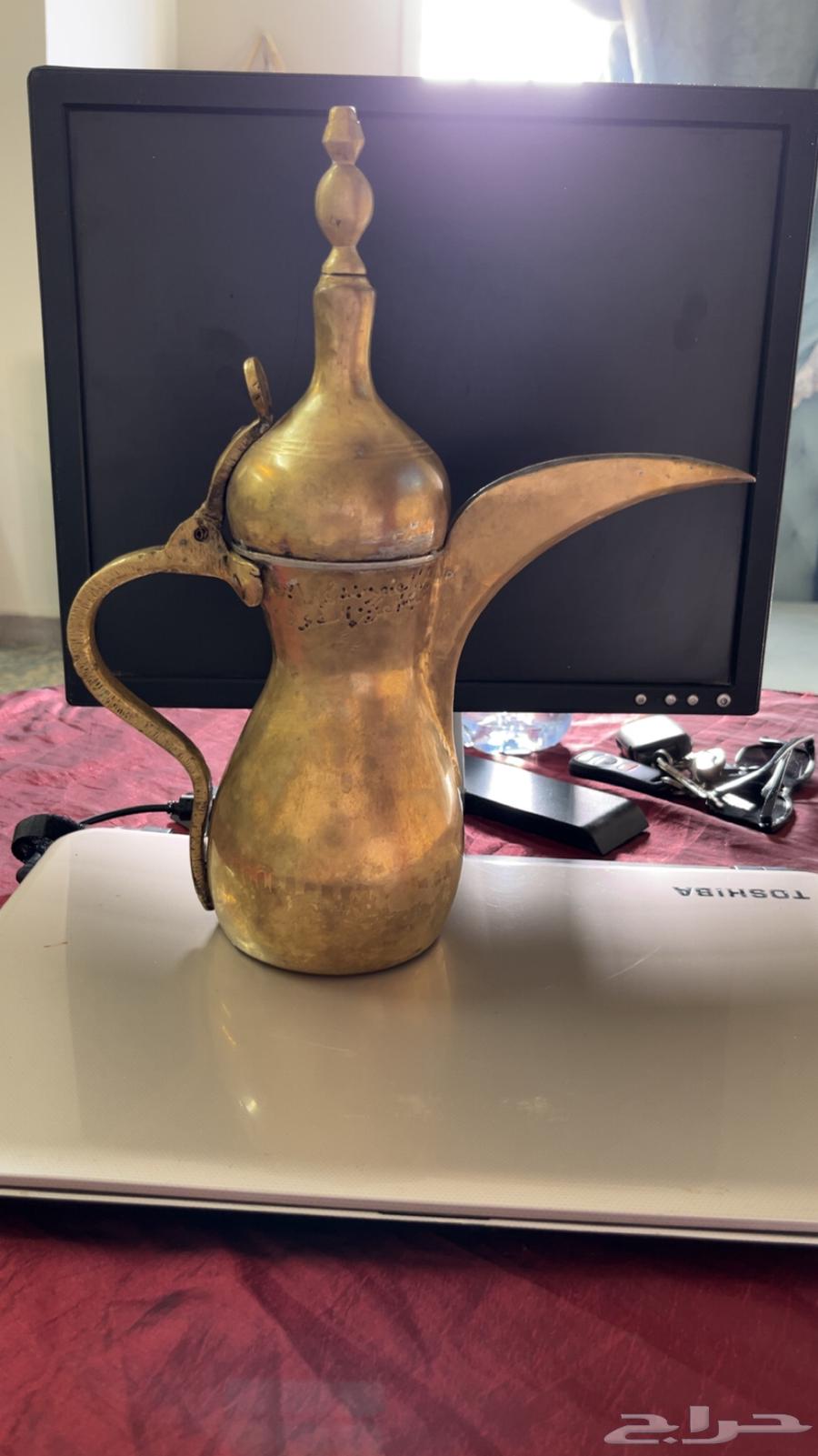 للبيع   دلة قهوة عربية تراثية نادرة جدا64575698228227112