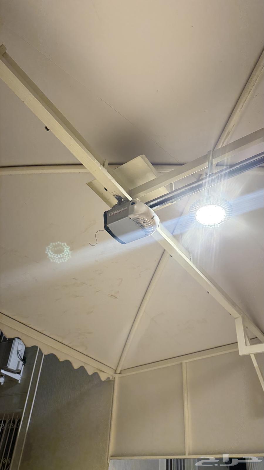 كراج امريكي نظيف من شركة البراك تحت الضمان مفكوك64578619328387110