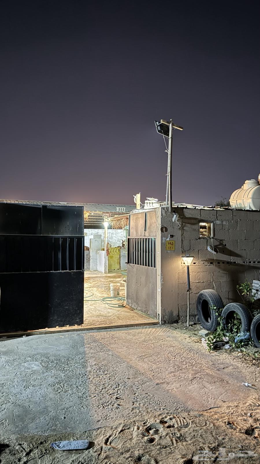 اسطبل للبيع64579156836610110