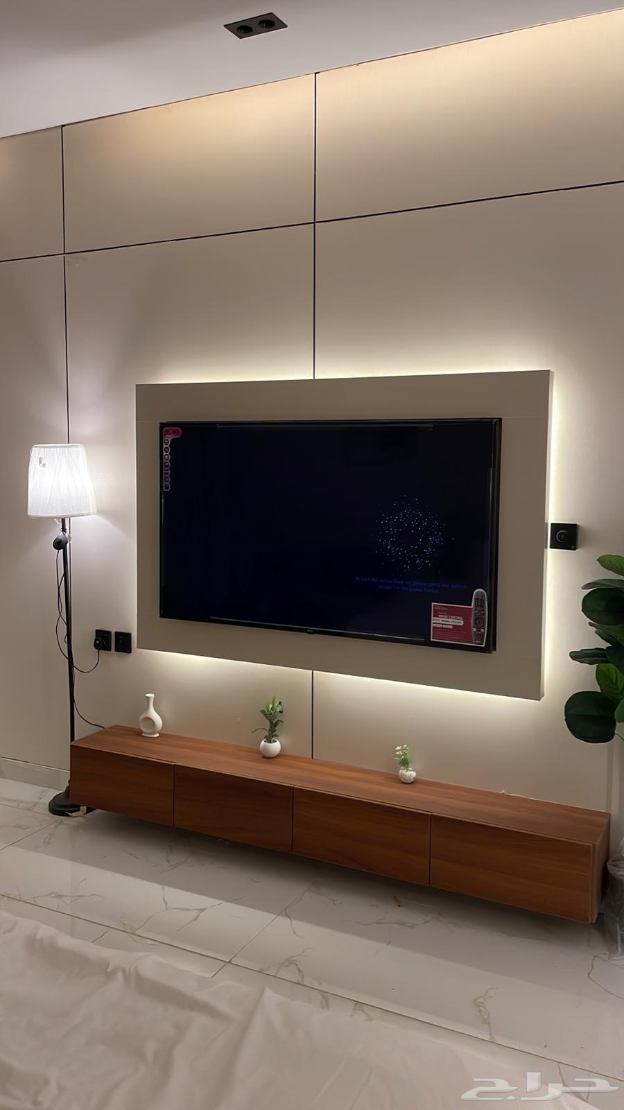 اثاث استديو جديد لم يستخدم ( البيع مستعجل)64573108886531113