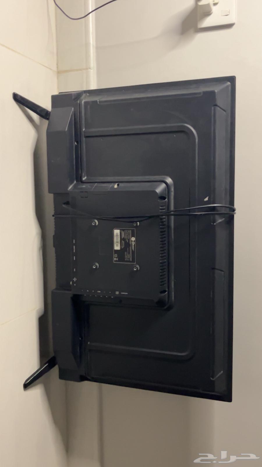 شاشة 32 بوصة للبيع64572326833154111