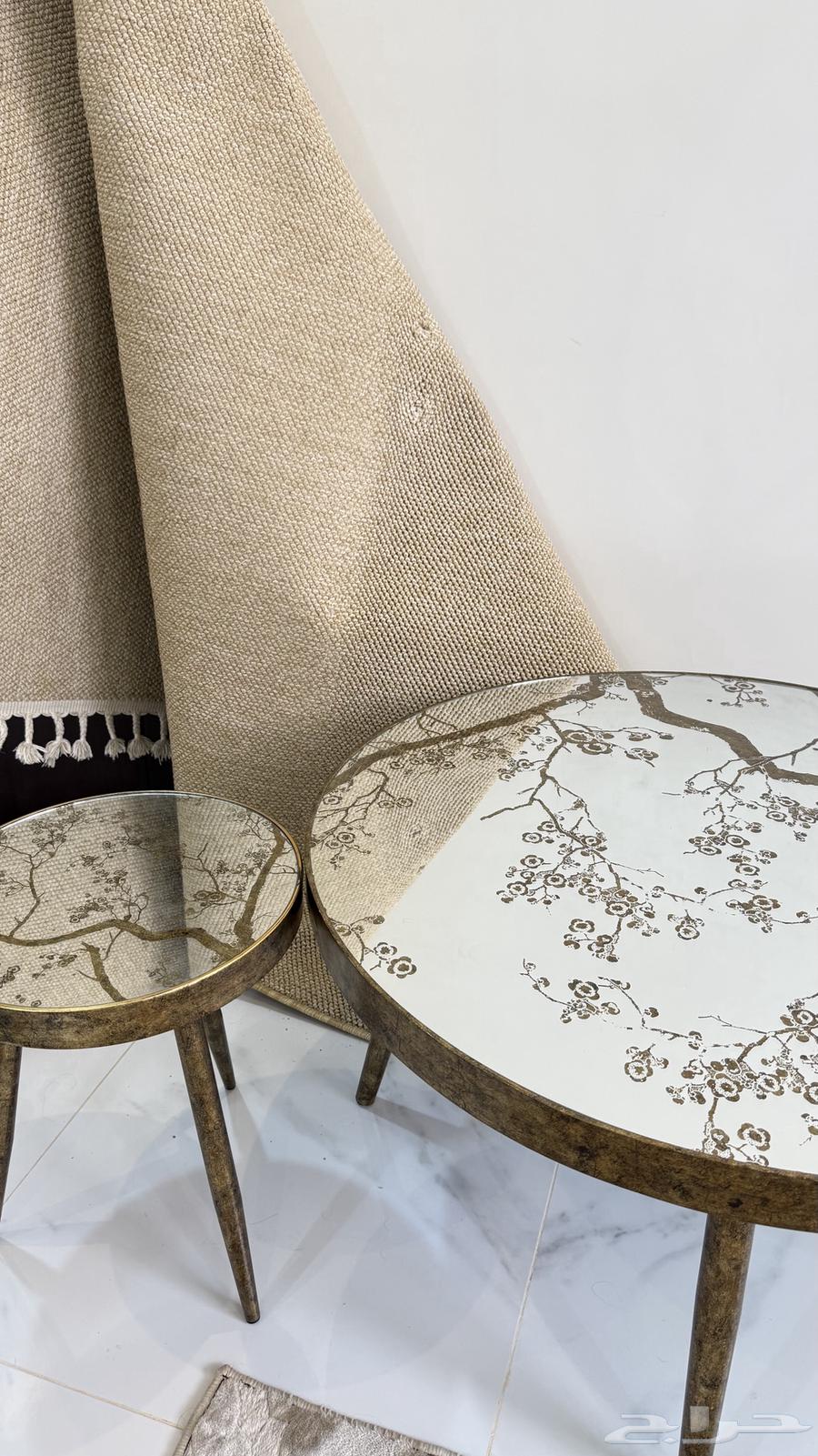 طاوله وفرشه64576298220931114