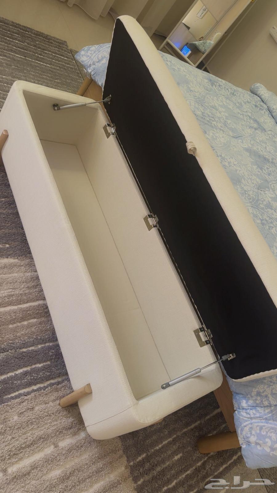 سرير كينج بدون مرتبة ومقعد تخزين من هوم سنتر64576659544321114