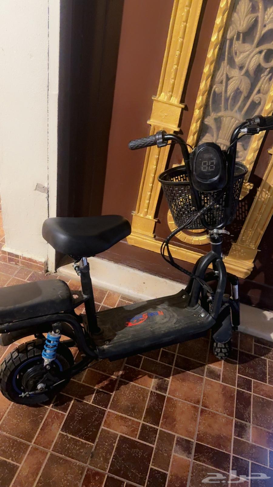 اسكوتر جديد استخدام واحد فقط64579437871363110