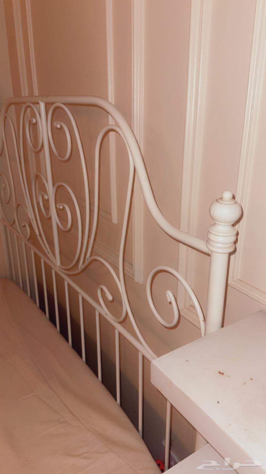 سريرين سعر الشراء 700 للواحد من ايكيا64575126538755112