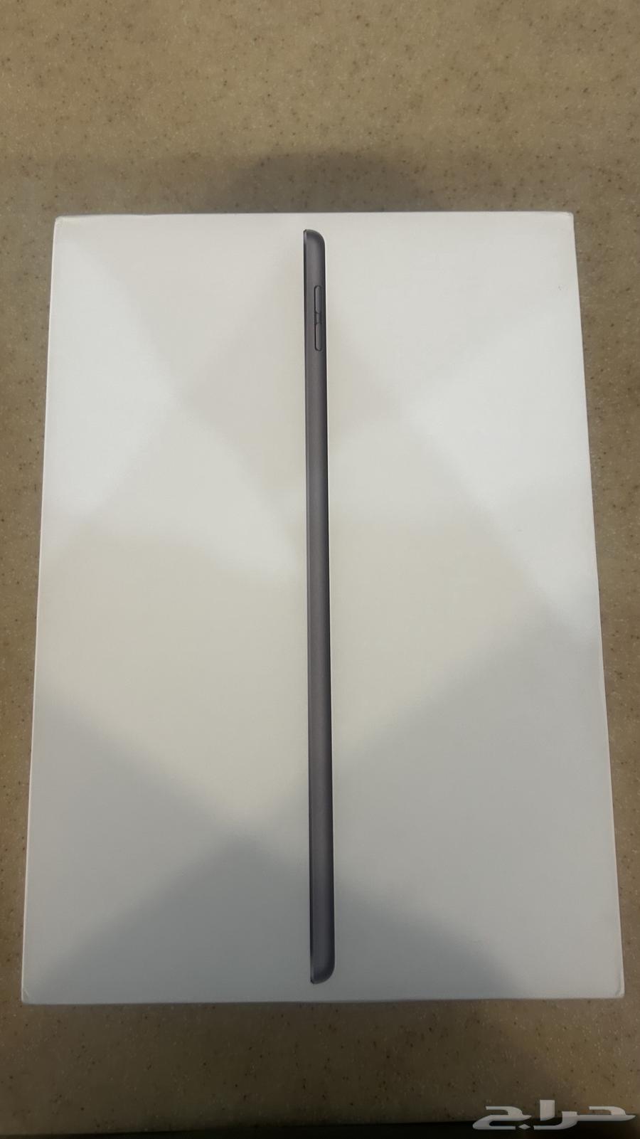 9th generation iPad, like new, used for one year with light usage64578591789443114